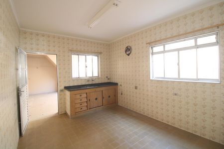 Casa para alugar com 250m², 2 quartos e 2 vagasCozinha