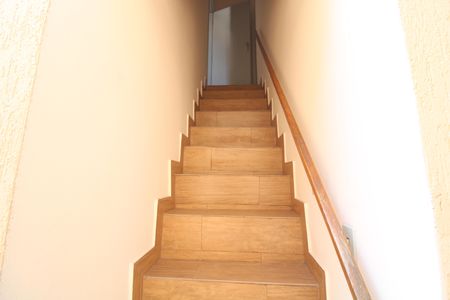 Casa para alugar com 250m², 2 quartos e 2 vagasEdícula / escada