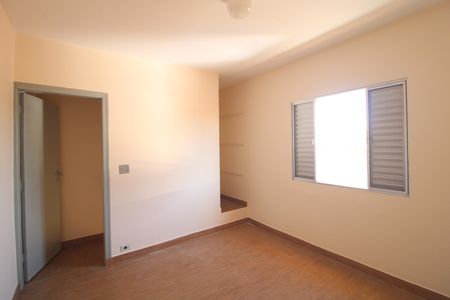 Casa para alugar com 250m², 2 quartos e 2 vagasEdícula / quarto