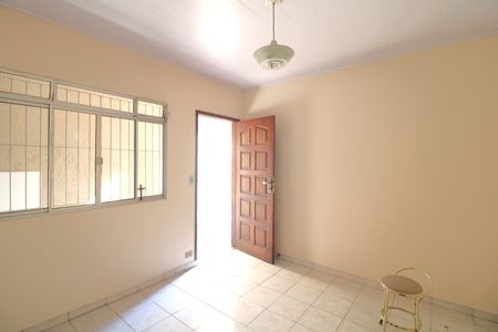 Casa para alugar com 250m², 2 quartos e 2 vagasEdícula / sala
