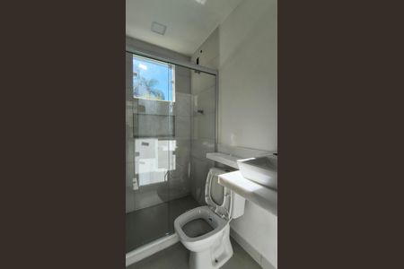 Casa de condomínio à venda com 180m², 3 quartos e 1 vaga Casa de condomínio à venda com 180m², 3 quartos e 1 vagaBanheiro Social 2
