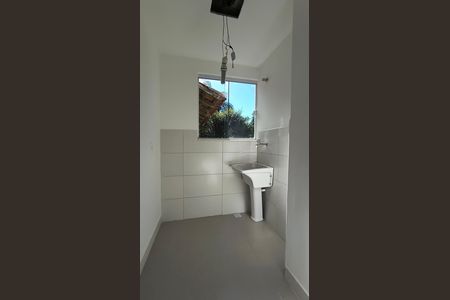 Casa de condomínio à venda com 180m², 3 quartos e 1 vaga Casa de condomínio à venda com 180m², 3 quartos e 1 vagaÁrea de Serviço