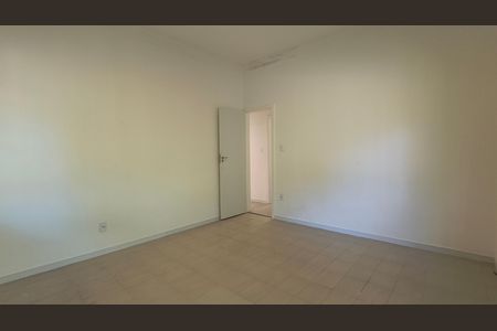 Casa de condomínio à venda com 180m², 3 quartos e 1 vaga Casa de condomínio à venda com 180m², 3 quartos e 1 vagaQuarto 1