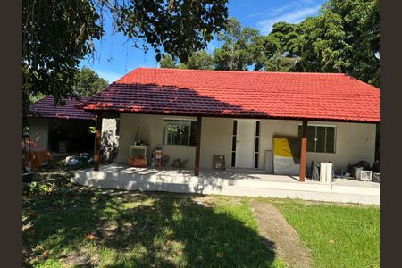 Casa de condomínio à venda com 180m², 3 quartos e 1 vaga Casa de condomínio à venda com 180m², 3 quartos e 1 vagaQuintal