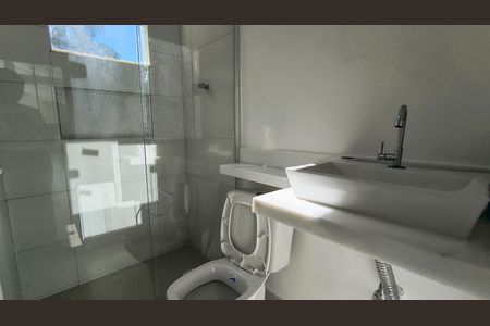 Casa de condomínio à venda com 180m², 3 quartos e 1 vaga Casa de condomínio à venda com 180m², 3 quartos e 1 vagaBanheiro Social 2