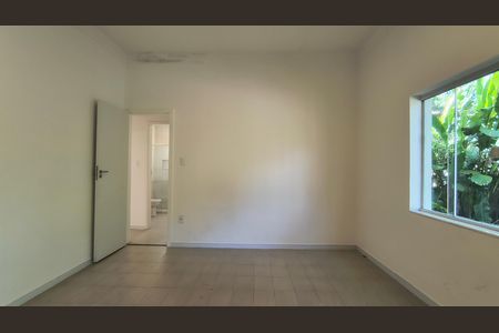 Casa de condomínio à venda com 180m², 3 quartos e 1 vaga Casa de condomínio à venda com 180m², 3 quartos e 1 vagaQuarto 1