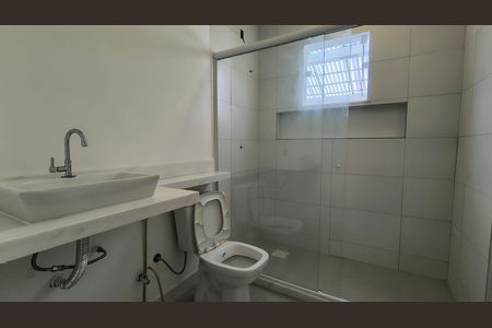 Casa de condomínio à venda com 180m², 3 quartos e 1 vaga Casa de condomínio à venda com 180m², 3 quartos e 1 vagaBanheiro Social 1
