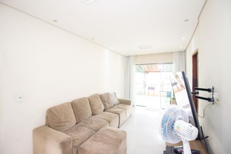 Sala de casa à venda com 3 quartos, 360m² em Industrial São Luiz, Contagem