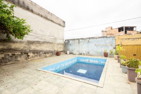 Casa para alugar com 360m², 3 quartos e 5 vagas Casa para alugar com 360m², 3 quartos e 5 vagasPiscina