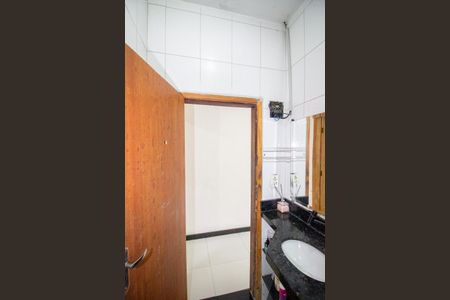 Casa para alugar com 360m², 3 quartos e 5 vagas Casa para alugar com 360m², 3 quartos e 5 vagasBanheiro Social