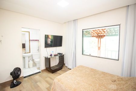 Casa para alugar com 360m², 3 quartos e 5 vagas Casa para alugar com 360m², 3 quartos e 5 vagasQuarto Suíte