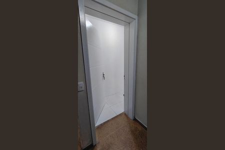 Apartamento para alugar com 48m², 1 quarto e sem vaga Apartamento para alugar com 48m², 1 quarto e sem vagaBanheiro