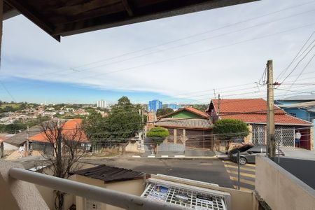 Casa para alugar com 110m², 2 quartos e 2 vagas Casa para alugar com 110m², 2 quartos e 2 vagasSacada Quarto 1