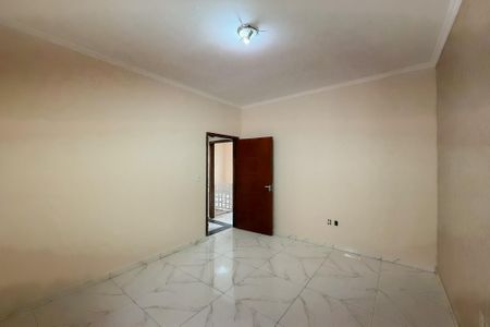 Casa para alugar com 110m², 2 quartos e 2 vagas Casa para alugar com 110m², 2 quartos e 2 vagasQuarto 2