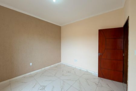 Casa para alugar com 110m², 2 quartos e 2 vagas Casa para alugar com 110m², 2 quartos e 2 vagasQuarto 1