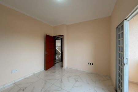 Casa para alugar com 110m², 2 quartos e 2 vagas Casa para alugar com 110m², 2 quartos e 2 vagasQuarto 1