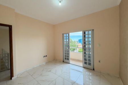 Casa para alugar com 110m², 2 quartos e 2 vagas Casa para alugar com 110m², 2 quartos e 2 vagasQuarto 1