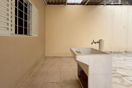Casa para alugar com 110m², 2 quartos e 2 vagas Casa para alugar com 110m², 2 quartos e 2 vagasÁrea de Serviço