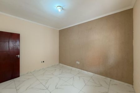 Casa para alugar com 110m², 2 quartos e 2 vagas Casa para alugar com 110m², 2 quartos e 2 vagasQuarto 2