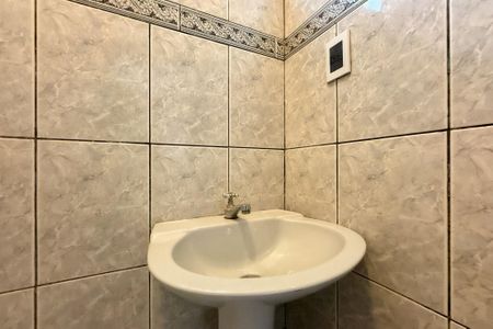 Casa para alugar com 110m², 2 quartos e 2 vagas Casa para alugar com 110m², 2 quartos e 2 vagasBanheiro 1