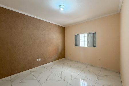 Casa para alugar com 110m², 2 quartos e 2 vagas Casa para alugar com 110m², 2 quartos e 2 vagasQuarto 2