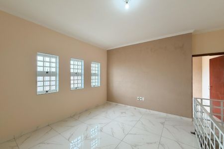 Casa para alugar com 110m², 2 quartos e 2 vagas Casa para alugar com 110m², 2 quartos e 2 vagasSala 2