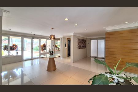 Apartamento à venda com 110m², 3 quartos e 2 vagas Apartamento à venda com 110m², 3 quartos e 2 vagasHall de entrada