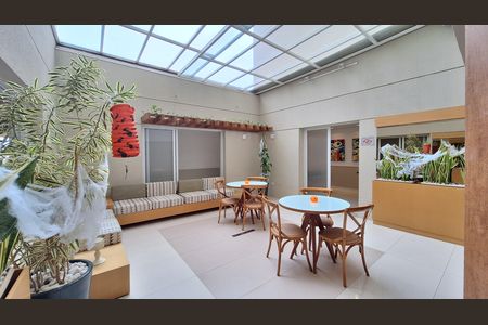 Apartamento à venda com 110m², 3 quartos e 2 vagas Apartamento à venda com 110m², 3 quartos e 2 vagasÁrea comum