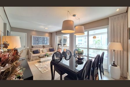 Apartamento à venda com 110m², 3 quartos e 2 vagas Apartamento à venda com 110m², 3 quartos e 2 vagasSala