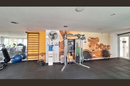 Apartamento à venda com 110m², 3 quartos e 2 vagas Apartamento à venda com 110m², 3 quartos e 2 vagasAcademia