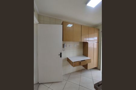 Apartamento para alugar com 63m², 2 quartos e 1 vagaCozinha - Armários