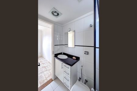 Apartamento à venda com 57m², 2 quartos e 1 vagaBanheiro da Suíte