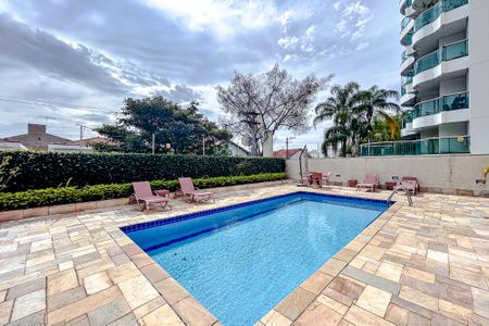 Apartamento à venda com 57m², 2 quartos e 1 vagaÁrea comum - Piscina