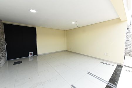 Casa para alugar com 300m², 3 quartos e 4 vagas Casa para alugar com 300m², 3 quartos e 4 vagasGaragem