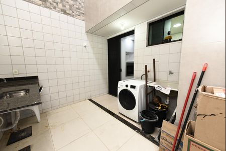 Casa para alugar com 300m², 3 quartos e 4 vagas Casa para alugar com 300m², 3 quartos e 4 vagasÁrea de Serviço
