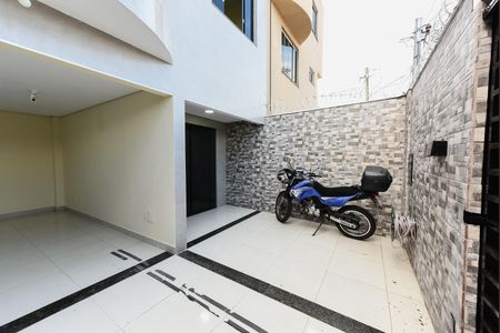 Casa para alugar com 300m², 3 quartos e 4 vagas Casa para alugar com 300m², 3 quartos e 4 vagasGaragem