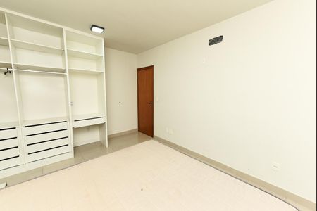 Casa para alugar com 300m², 3 quartos e 4 vagas Casa para alugar com 300m², 3 quartos e 4 vagasSuite
