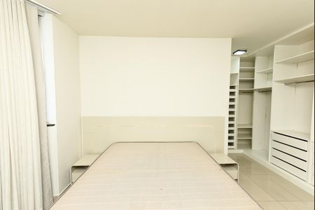 Casa para alugar com 300m², 3 quartos e 4 vagas Casa para alugar com 300m², 3 quartos e 4 vagasSuite