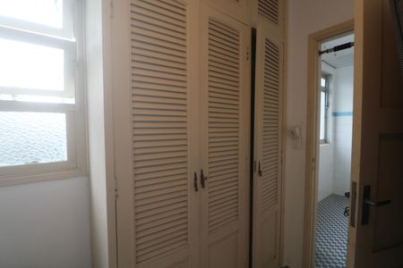 Apartamento para alugar com 100m², 3 quartos e 1 vaga Apartamento para alugar com 100m², 3 quartos e 1 vagaQuarto de Serviço