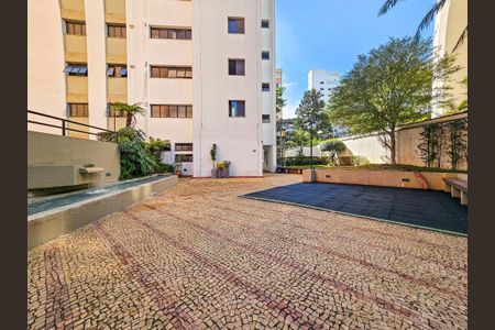 Apartamento à venda com 321m², 4 quartos e 3 vagas Apartamento à venda com 321m², 4 quartos e 3 vagasÁrea comum