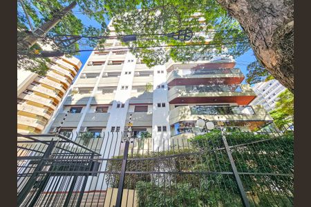 Apartamento à venda com 321m², 4 quartos e 3 vagas Apartamento à venda com 321m², 4 quartos e 3 vagasFachada do Prédio