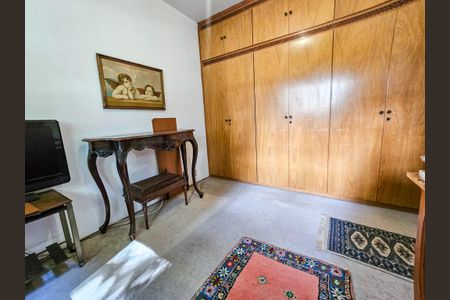 Apartamento à venda com 321m², 4 quartos e 3 vagas Apartamento à venda com 321m², 4 quartos e 3 vagasQuarto