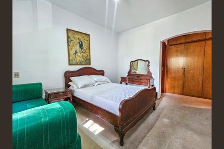 Apartamento à venda com 321m², 4 quartos e 3 vagas Apartamento à venda com 321m², 4 quartos e 3 vagasSuiteSuite