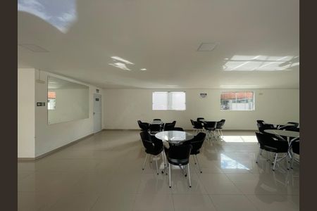 Apartamento à venda com 60m², 2 quartos e 1 vaga