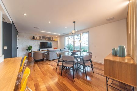 Sala de apartamento para alugar com 2 quartos, 135m² em Campo Belo, São Paulo