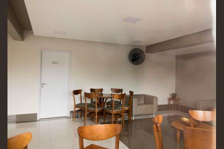 Apartamento para alugar com 70m², 2 quartos e 1 vaga Apartamento para alugar com 70m², 2 quartos e 1 vagaÁrea comum - Salão de festas