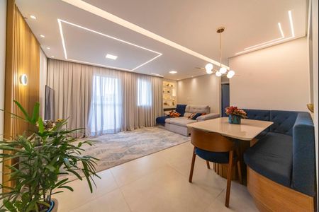 Sala de apartamento para alugar com 2 quartos, 70m² em Vila Humaita, Santo André