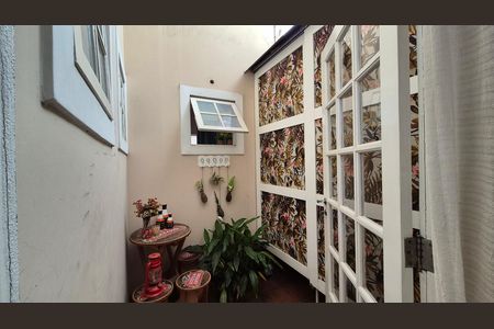 Casa à venda com 237m², 3 quartos e 5 vagasSala