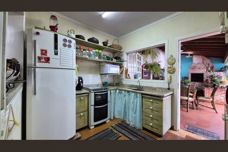 Casa à venda com 237m², 3 quartos e 5 vagasCozinha