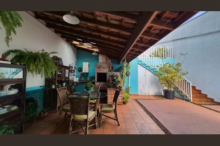 Casa à venda com 237m², 3 quartos e 5 vagasArea externa